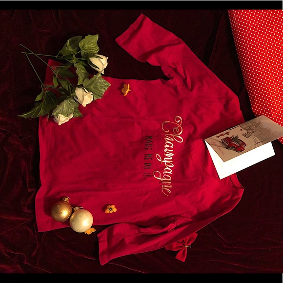 Long Sleeve Tee ❤️🥰👏 - Picture 1 of 3